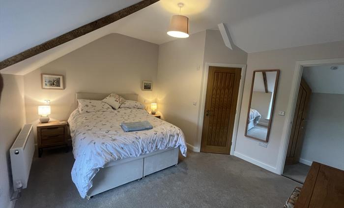 Main bedroom with en-suit